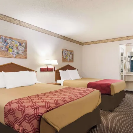 Econo Lodge Calhoun North Damascus