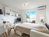 Brigitte Hotels in Linguizzetta
