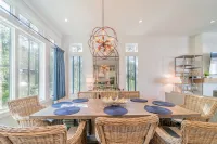 Winston at Rosemary 4 Bedroom Home by RedAwning