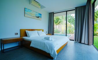 Kiwuki Beachfront Villa