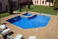 Hotel Diego de Almagro Los Angeles - Pools