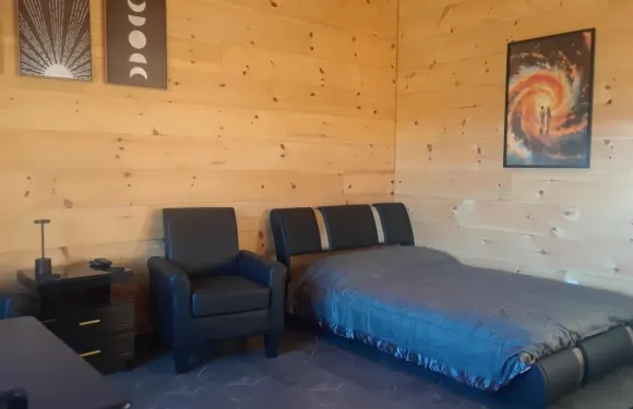 #1 山舍與 #2 民宿飯店