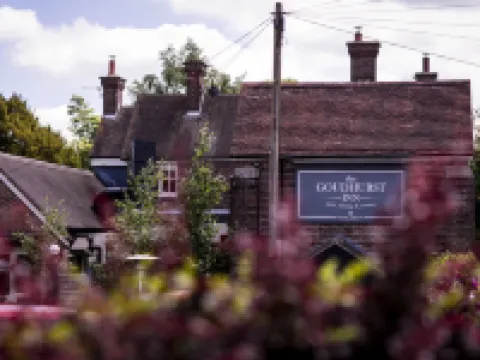 Winemaker's Pub Hotels in Cranbrook
