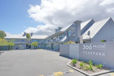 306 Motel Apartments Hotels in Upper Riccarton