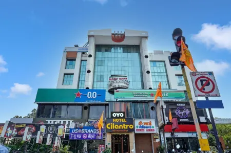 Elegant Stays in Downtown Bangalore Отели рядом с Аэропорт Логеджаон