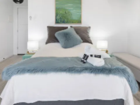 Studio on Morgo over Looking the Ocean and Rivers Hotels in Urunga