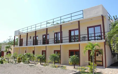 Surf Ranch Hotel & Resort Отели в г. Мунисипаль де Сан Хуан дель Сур