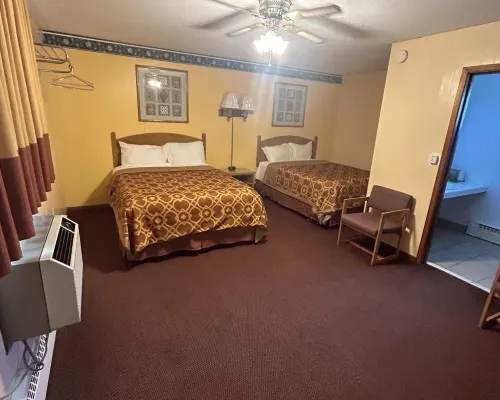 Royal Rest Motel Hotels in Chariton
