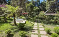 Pousada Suiça Mineira Garden - parking