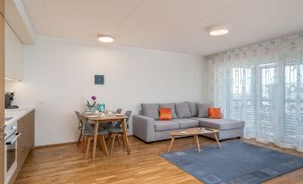 Haraka Apartment with Sunset Balcony