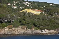 Hôtel les Calanques