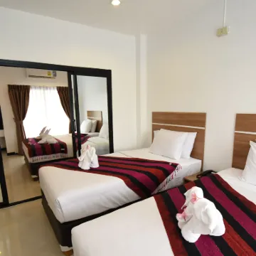 Basaya Laemchabang Hoteles cerca de Space Inspirium