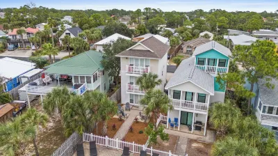 Beaches and Dreams by Book That Condo Hôtels à : Lower Grand Lagoon