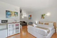 Gazebo Motor Inn - Strathmerton - balcony