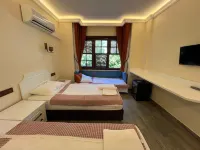Kaliptus Hotel ケメルのホテル
