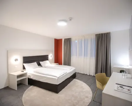 ミララゴ ロカルノ イージー ルームズ ムラルトのホテル