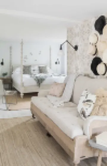 The Coonamessett Hotels in Falmouth