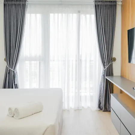 Modern Industrial Studio Apartment at Casa de Parco