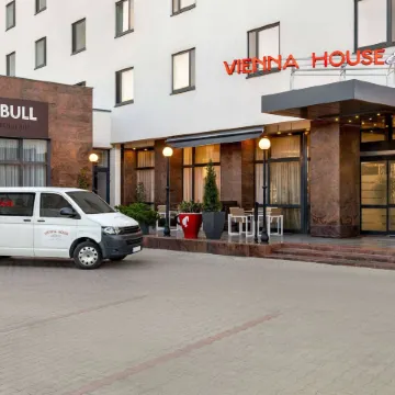 Vienna House Easy by Wyndham Bucharest Airport