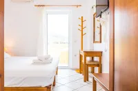 Thalassa Apartments - balcony