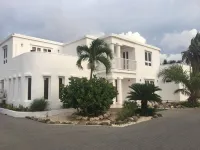 Genesis Apartments - Beach
