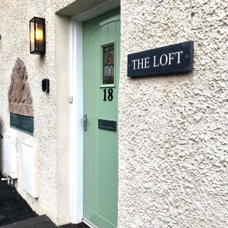 The Loft - Remarkable 2-Bed Anstruther Apartment Отели в г. Anstruther
