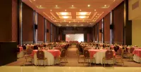 Lombok Plaza Hotel and Convention Hotels in Cakranegara