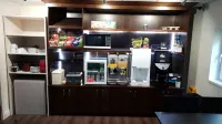 Primelodge Doncaster - Breakfast