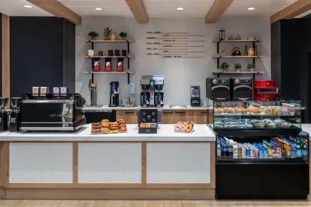 Hilton Alexandria Mark Center Отели в г. Бейлис Кроссродс