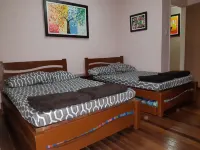 Zya Transient House Hotels in Itogon