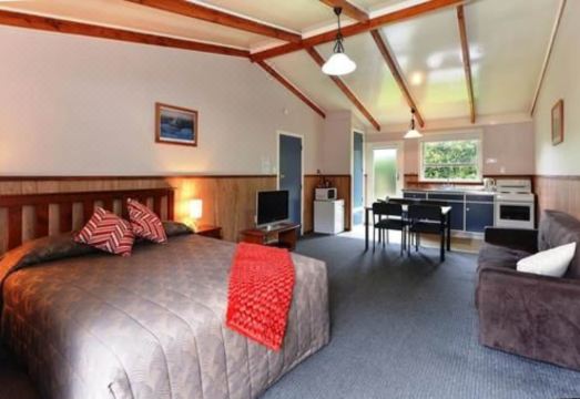 페어리 스프링스 모텔