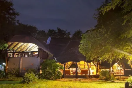 Ivory Lodge Отели в г. Хуэндж