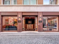 Prassede Palace Hotel Hotels near Sacred Road