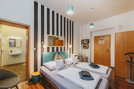 Grand Tábor Отели рядом с достопримечательностью «Luna»