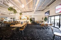 Windsor Castle Hotel Hotels in Maitland