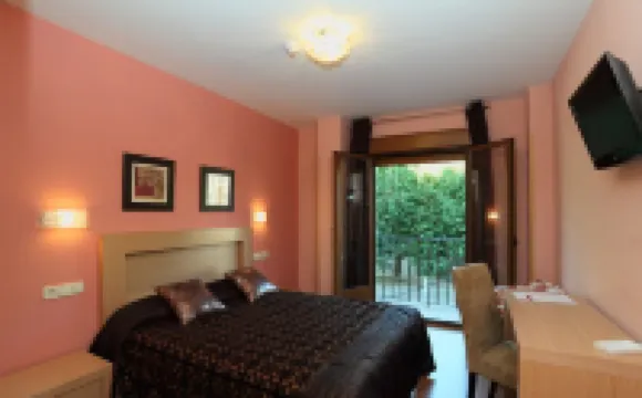 ホテル HC シグエンサ グアダラハラのホテル