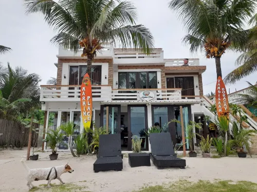 มาร์นินส์ เพลส โบราไกย์