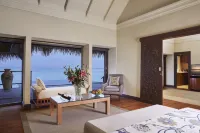 Taj Exotica Resort & Spa, Maldives 엠부드후 호텔