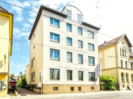 An der Stadthalle Отели рядом с достопримечательностью «Крепость Данквардероде»