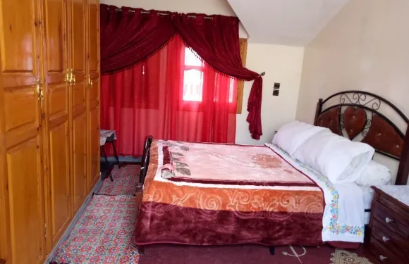 甜蜜艾茲魯假日酒店