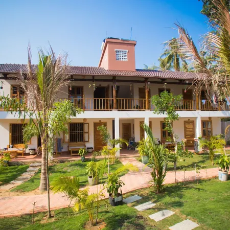 La Mer Resort