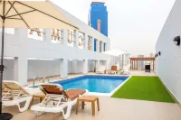 Loumage S Suites and Spa - Pools