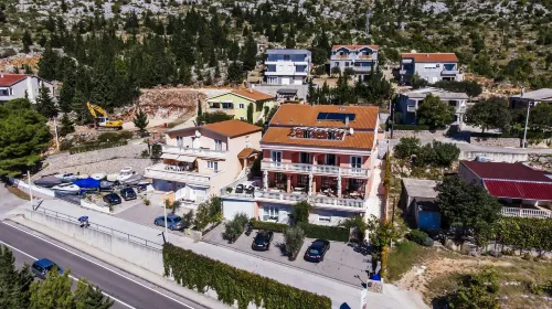 Apartments Amari Hotels in Starigrad
