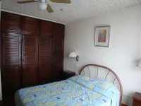 Hotel la Guaria Inn & Suites