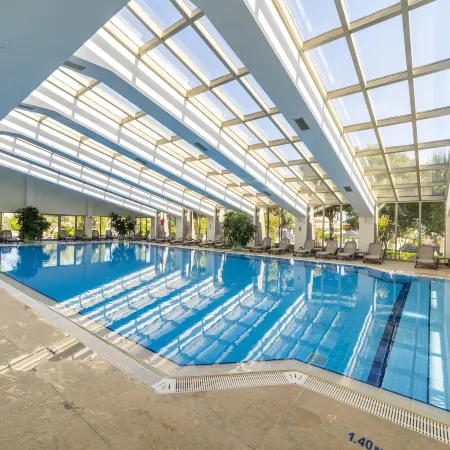 Bellis Deluxe Hotel & Heated for Winter Aqua Park