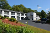 Liberty Inn Old Saybrook Hotels near HomeGoods