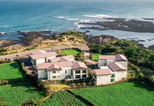 3. 제주 오션스퀘어..