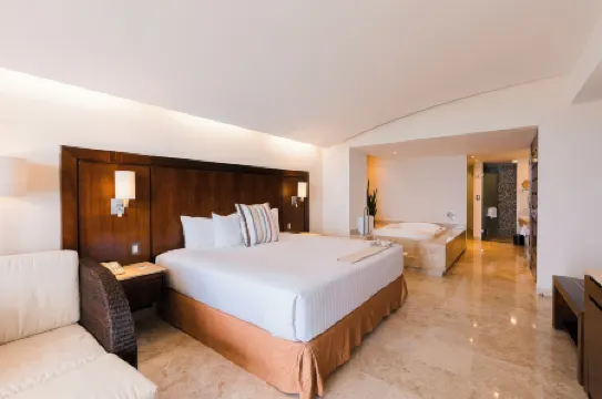 Azul Ixtapa Grand All Inclusive Suites - Spa & Convention Center