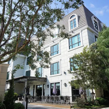 Marquise Boutique Hotel