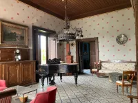 Palazzo Mazziotti فنادق في Omignano